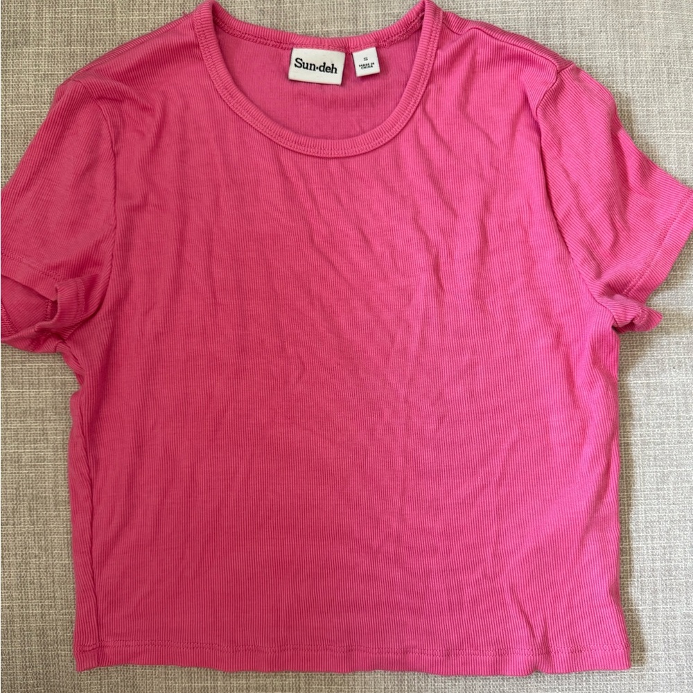 Aritzia Top